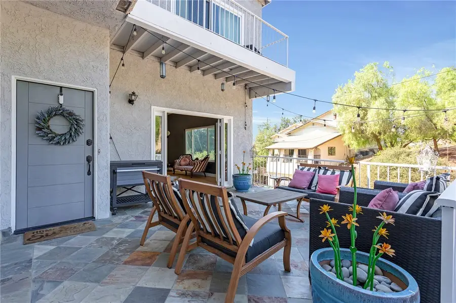 20906 Almazan, Woodland Hills, CA 91364 - #2