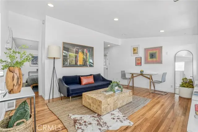 2404 Ocean Park Blvd #1, Santa Monica, CA 90405 - Image #2