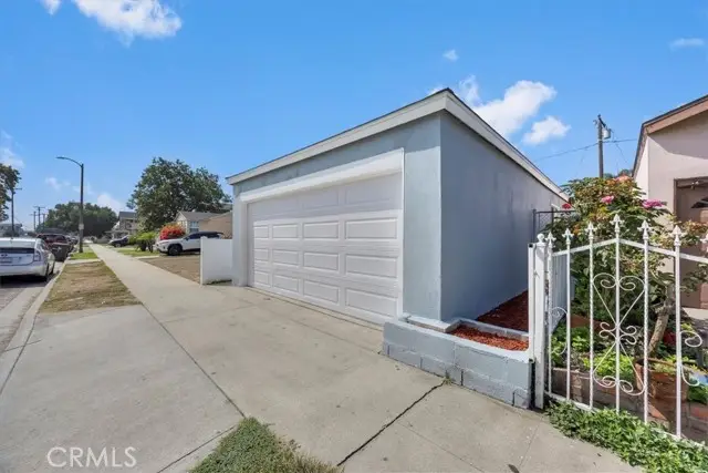 3537 Delta, Long Beach, CA 90810 - Image #1