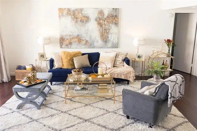 5429 Newcastle #301, Encino, CA 91316 - Image #2