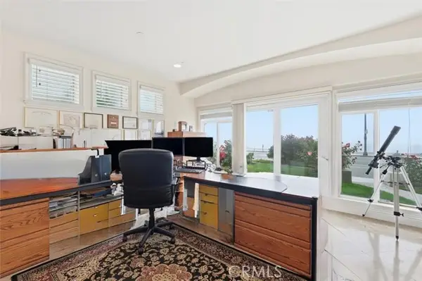 814 Esplanade #A, Redondo Beach, CA 90277