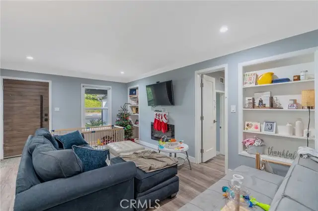 11938 Exposition Boulevard, Los Angeles, CA 90064 - Image #2