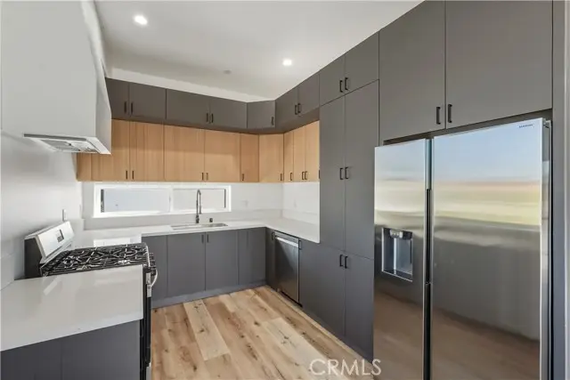 121 S Coronado Street, Los Angeles, CA 90057 - Image #3