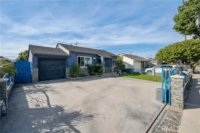 1037 S Tajauta, Compton, CA 90220 - #2