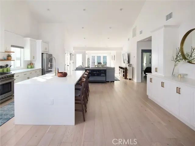 7413 Naylor, Los Angeles, CA 90045 - #3