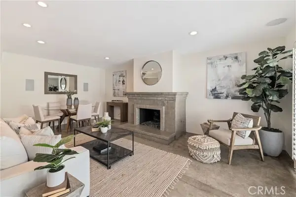 1140 Manhattan Beach #D, Manhattan Beach, CA 90266
