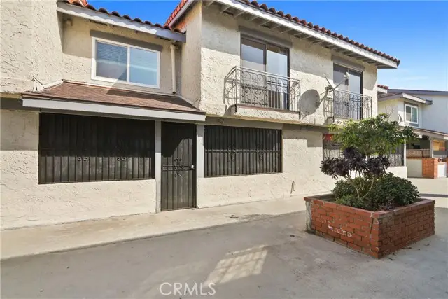 1239 W Rosecrans #26, Gardena, CA 90247 - #3