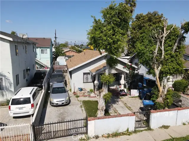 861 W 74th Street, Los Angeles, CA 90044 - #1