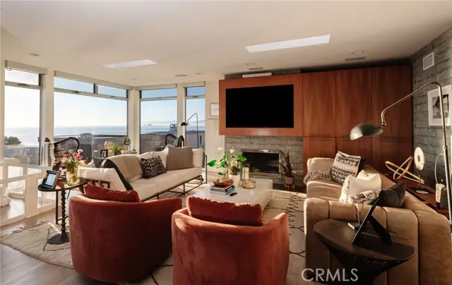 121 16th Street, Manhattan Beach, CA 90266 - #3