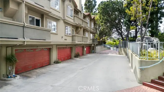 8320 Somerset Ranch #D, Paramount, CA 90723 - #3