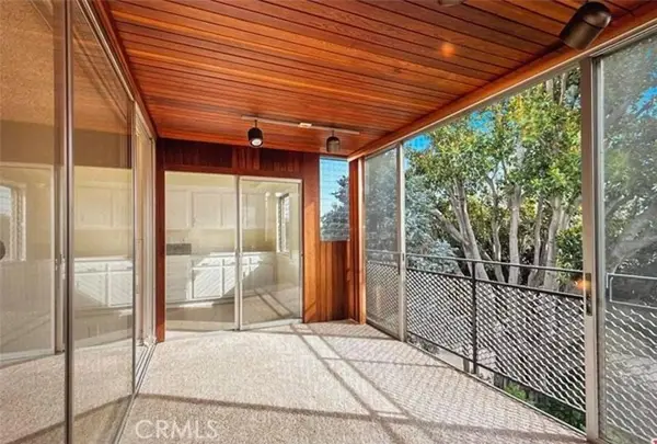 289 S Barrington Avenue #A311, Los Angeles, CA 90049