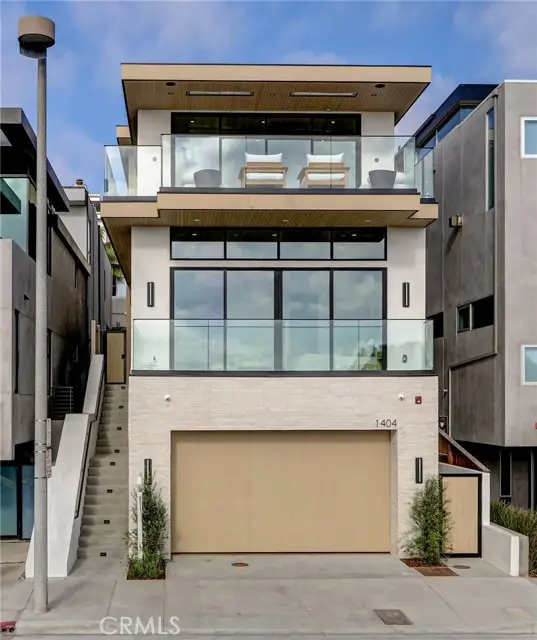 1404 Manhattan, Manhattan Beach, CA 90266