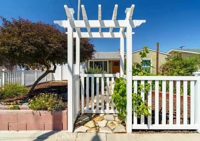 5039 W 132nd Street, Hawthorne, CA 90250 - #2