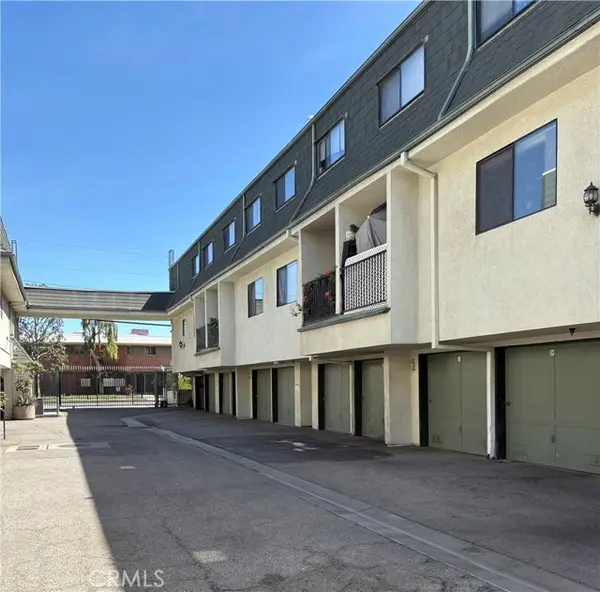 9047 Langdon Avenue #38, North Hills (los Angeles), CA 91343