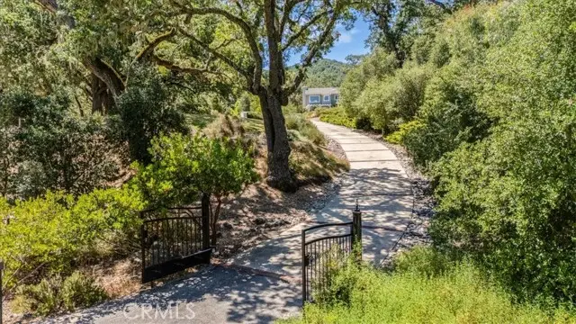 11555 Cenegal Road, Atascadero, CA 93422 - Image #2