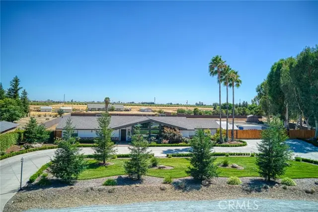8639 E Los Altos Avenue, Clovis, CA 93619 - Image #2