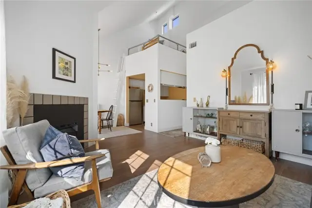 1043 Southwood Drive #F, San Luis Obispo, CA 93401 - Image #2