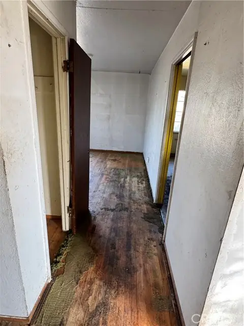 5703 E Hampton, Fresno, CA 93727 - #3