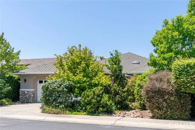 43 Edgewater Court, Chico, CA 95928 - #3