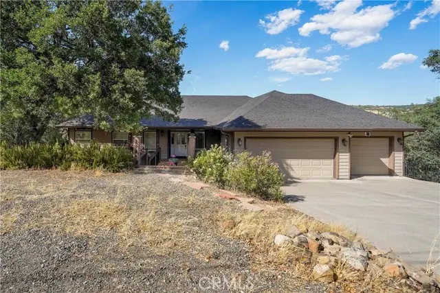 19438 Donkey Hill Road, Hidden Valley Lake, CA 95467 - Image #1