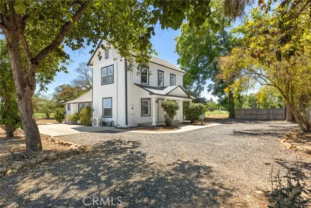 2725 West Sacramento Avenue, Chico, CA 95973 - #1