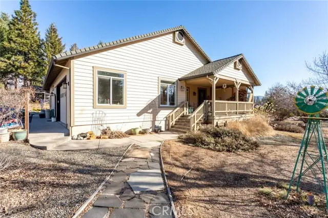 2620 Fryers Way, Mount Shasta, CA 96067 - #3