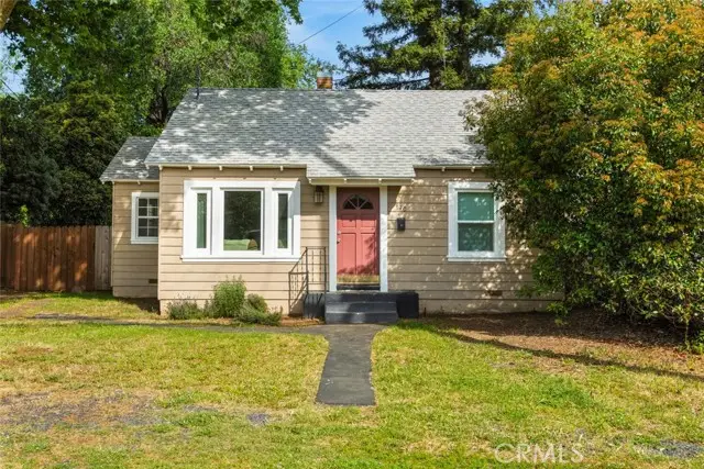 470 E 10th Avenue, Chico, CA 95926 - #1