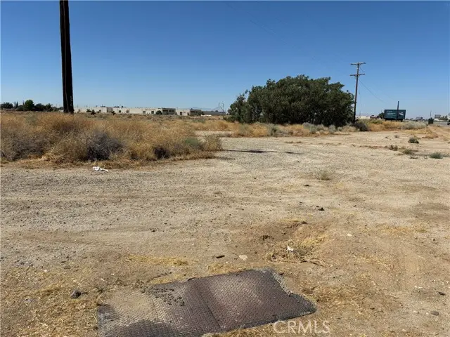 39227 Sierra Highway, Palmdale, CA 93550 - Image #3