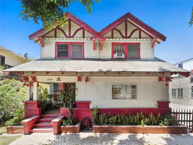 2921 Kenwood Avenue, Los Angeles, CA 90007 - Image #1