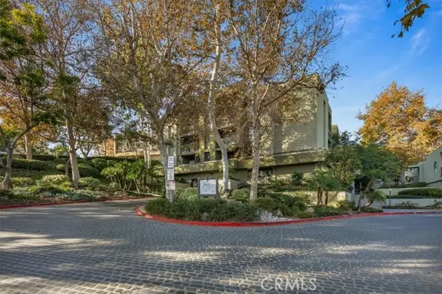 898 Temple #125, Los Angeles, CA 90042 - Image #1