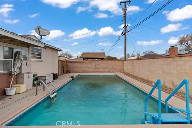 1237 W Avenue J, Lancaster, CA 93534 - Image #3