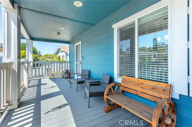 18 Portola, San Fernando, CA 91345 - Image #2