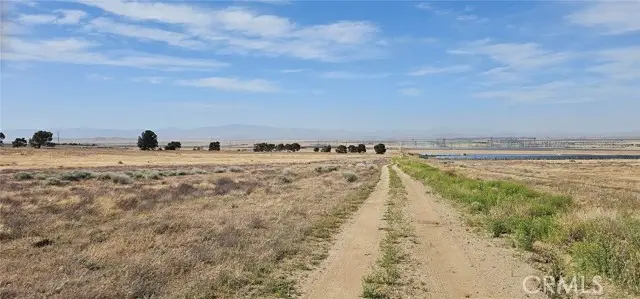 100 W Avenue K14, Lancaster, CA 93534 - Image #1