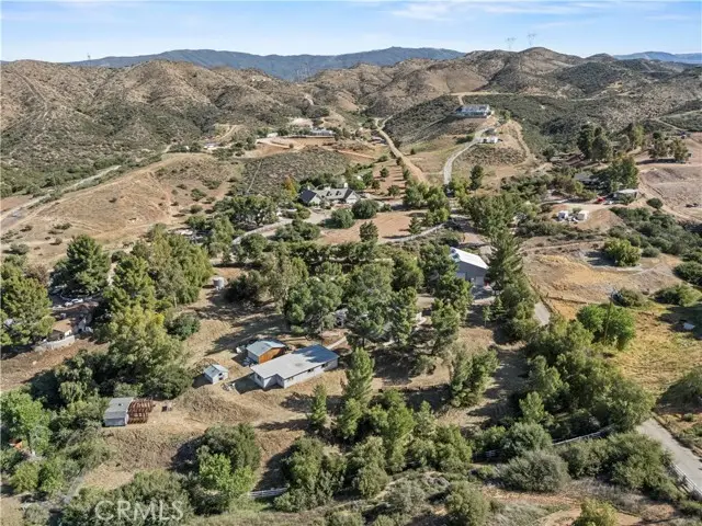 32651 Teller Avenue, Agua Dulce, CA 91390 - Image #3