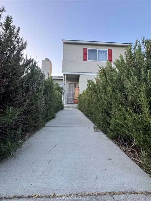 19549 Schoolcraft Street, Reseda (los Angeles), CA 91335