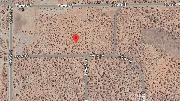 132 E Vic Avenue N9, Palmdale, CA 93591