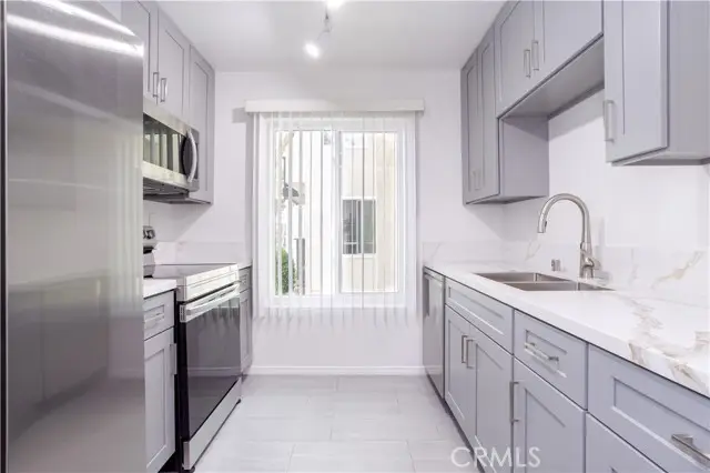 7205 Summertime Lane, Culver City, CA 90230 - Image #1