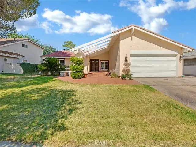 44021 Fenner Avenue, Lancaster, CA 93536 - Image #1