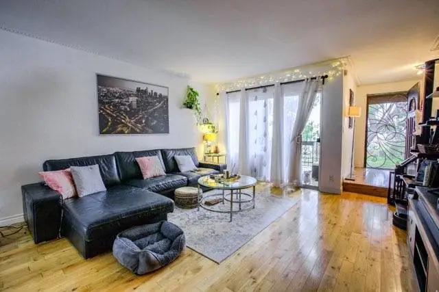 7702 Via Napoli #66, Burbank, CA 91504 - Image #2