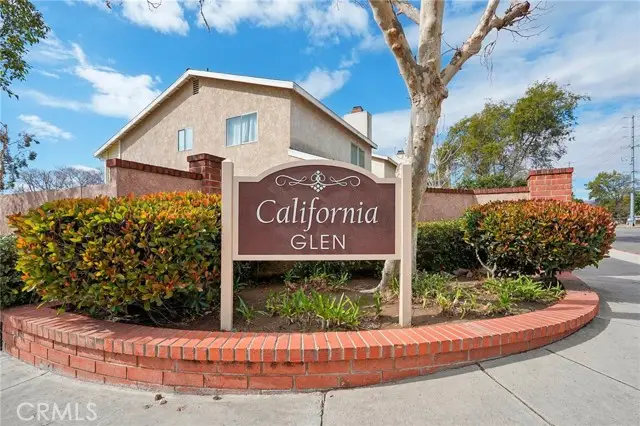 11465 Fox Hollow Lane, Pacoima, CA 91331 - Image #2