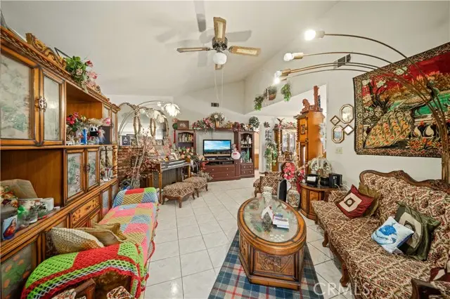 21020 Pippin Way, California City, CA 93505 - Image #3