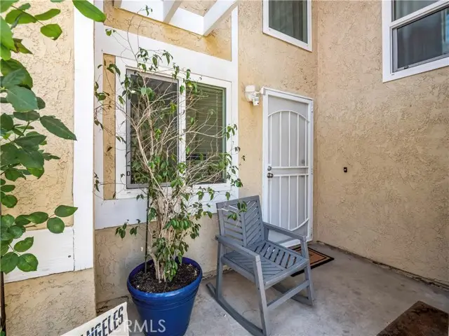 16610 Shinedale Drive, Canyon Country, CA 91387 - Image #3