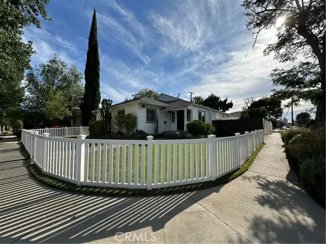 5785 Bertrand Avenue, Encino, CA 91316 - Image #2