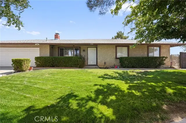 17208 Rawhide Avenue, Lake Los Angeles, CA 93591 - Image #2