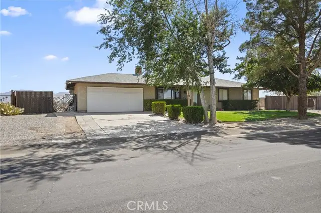 17208 Rawhide Avenue, Lake Los Angeles, CA 93591 - Image #3