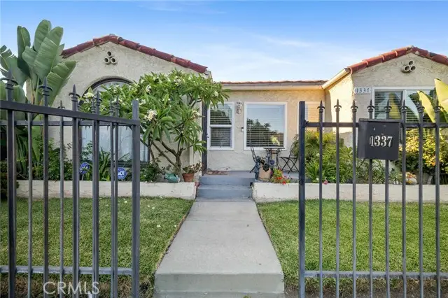 1337 W Gage Avenue, Los Angeles, CA 90044 - #2