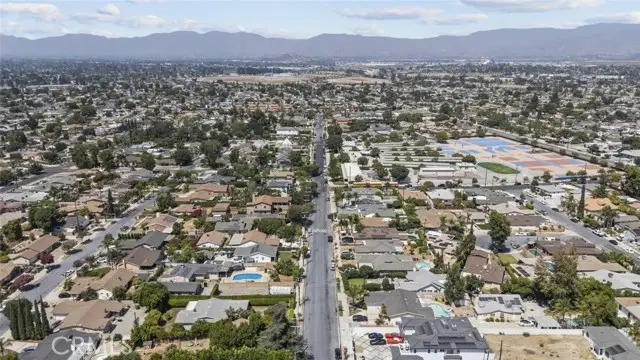 7725 Ethel Avenue, San Fernando Valley, CA 91605 - Image #2