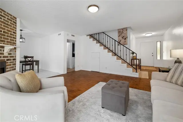 13534 Cordary Avenue #14, Hawthorne, CA 90250 - Image #3