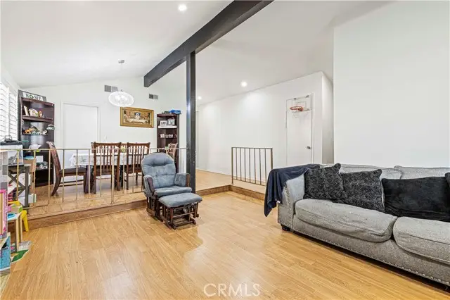 9689 Kewen Avenue, Pacoima, CA 91331 - Image #3