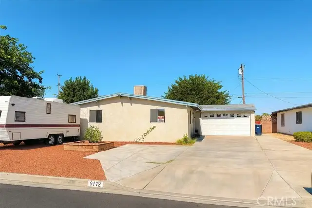 44129 Carolside Avenue, Lancaster, CA 93535 - Image #1